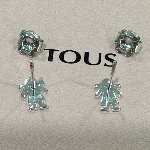 NWOT TOUS Sweet Doll Girl Pendant Necklace and Earrings - Picture 4 of 9